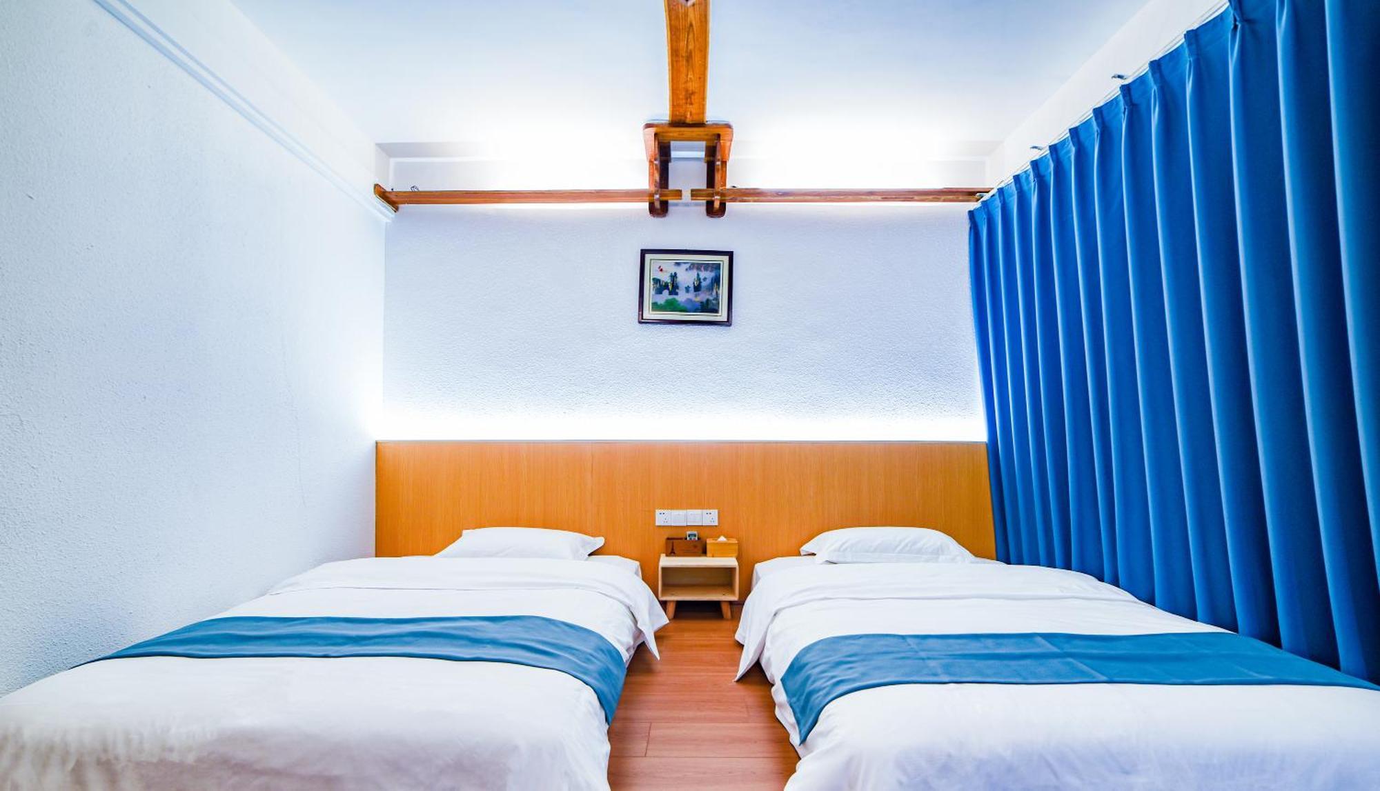 Destination Youth Hostel Чжанцзяцзе Экстерьер фото