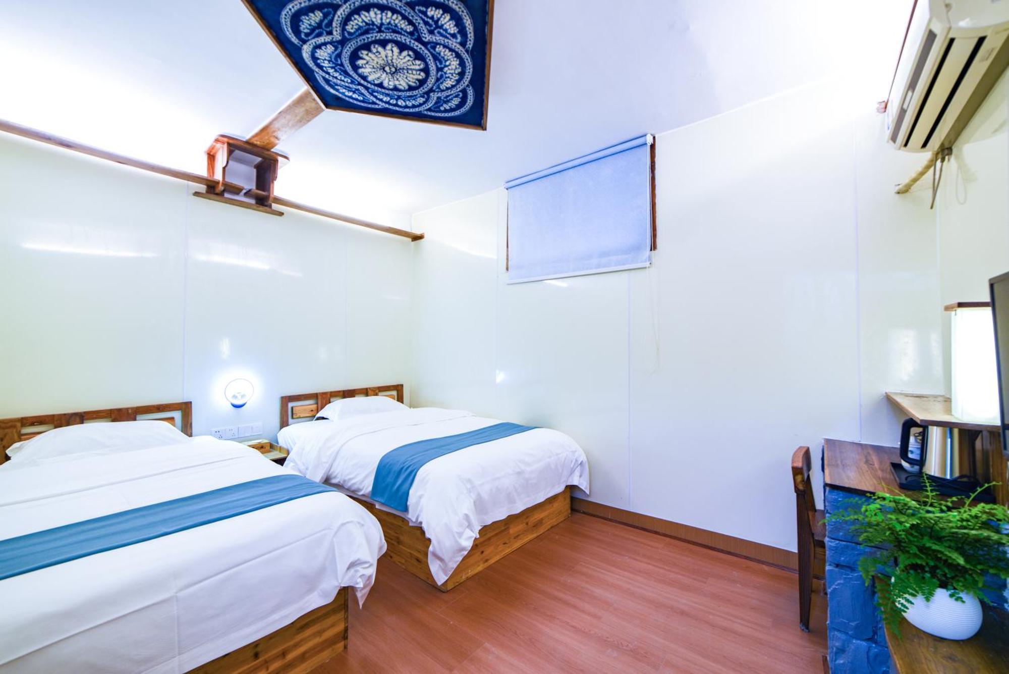 Destination Youth Hostel Чжанцзяцзе Экстерьер фото