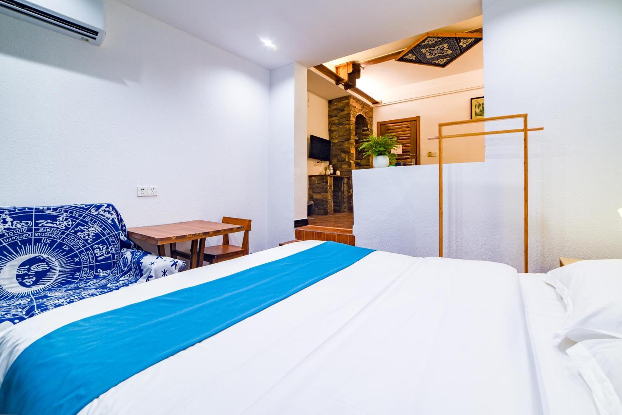 Destination Youth Hostel Чжанцзяцзе Экстерьер фото