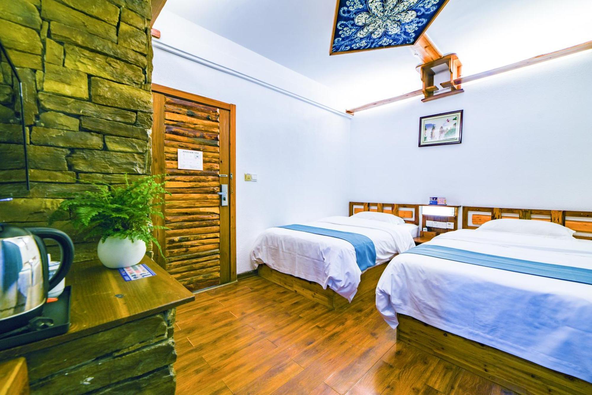Destination Youth Hostel Чжанцзяцзе Экстерьер фото